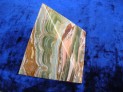 Pyramida onyx Pákistán 15 cm.